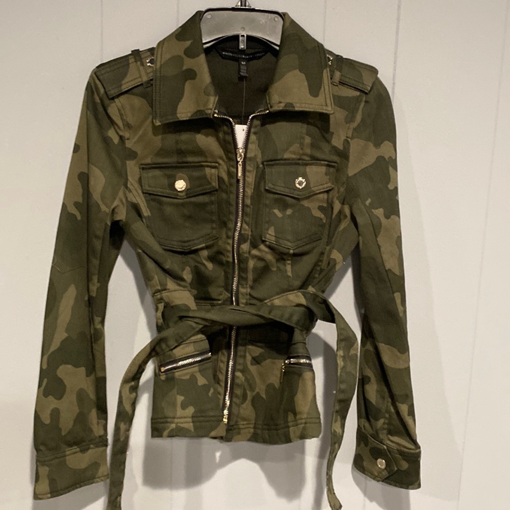 White House Black Market Women's Camouflage Utility Jacket - Green
